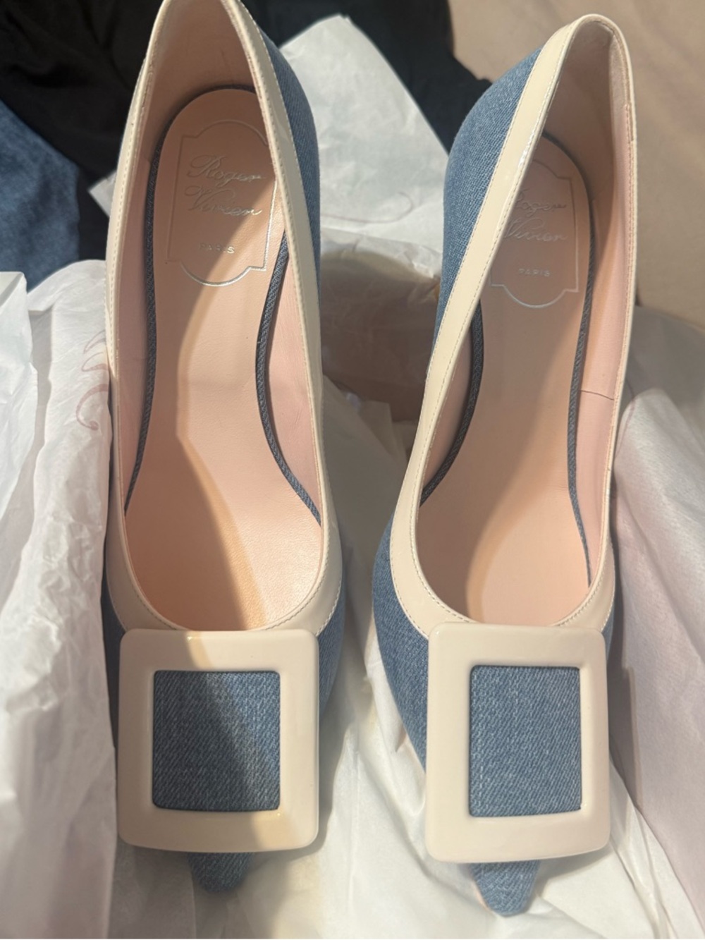 Roger Vivier Red Box